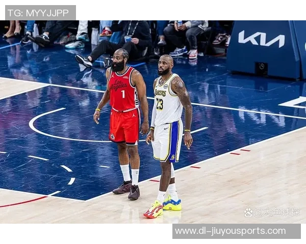 麦蒂火箭对决詹姆斯骑士的经典对抗与传奇时刻回顾