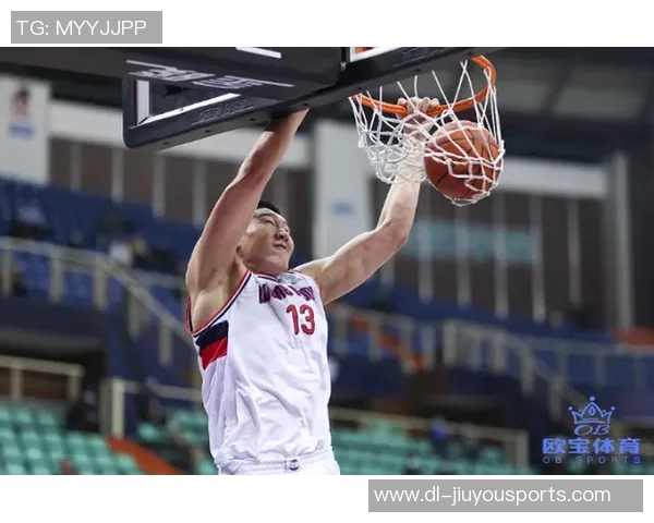 韩德君：从篮球新星到中国男篮的中流砥柱，见证荣耀与挑战的传奇之路