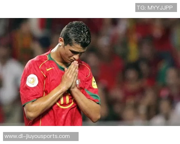 马尔基尼奥斯：从青涩小将到足坛巨星的成长之路与传奇故事